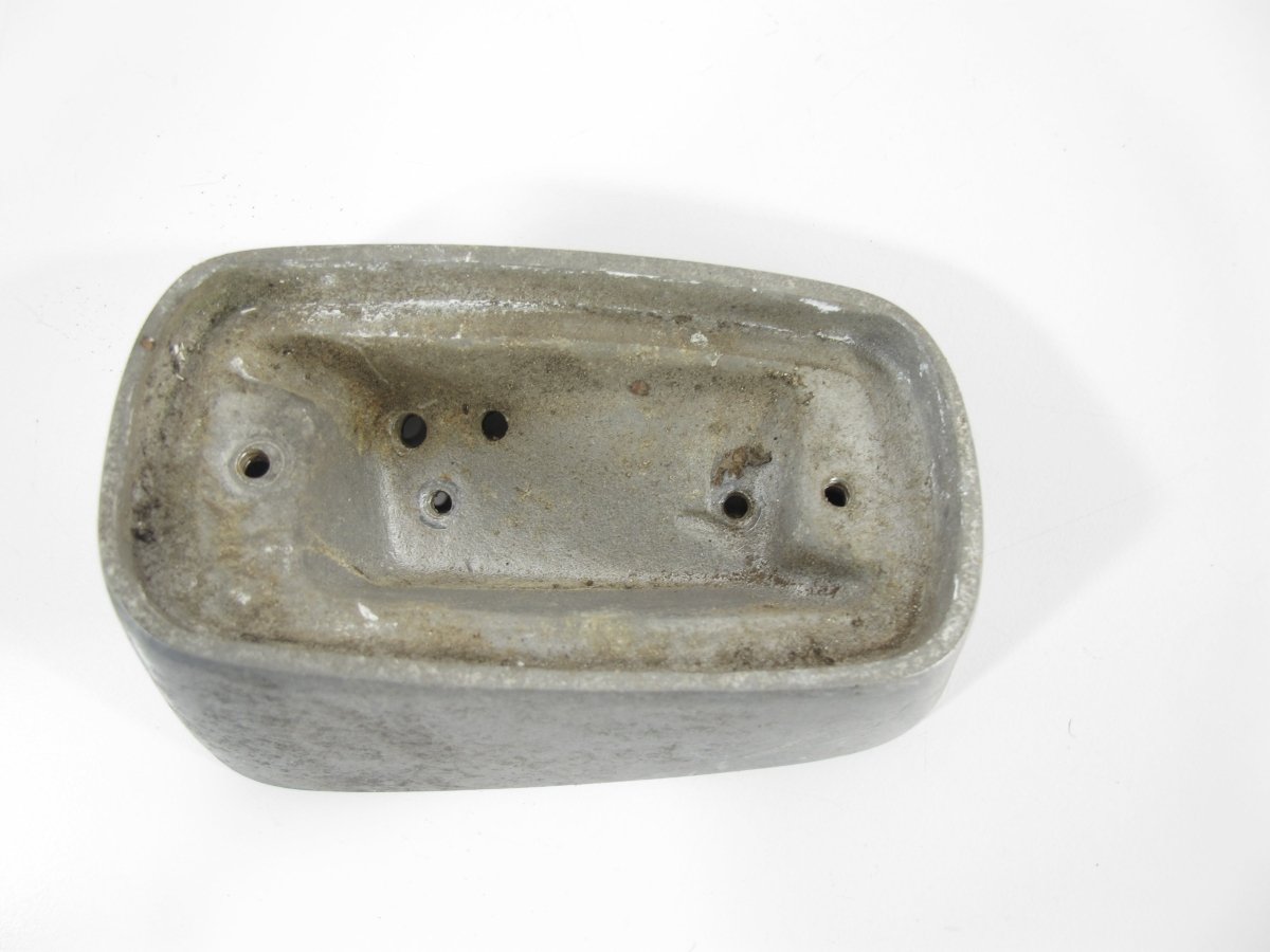 #1 Front Upper Corner Road Side Exterior Clearance Light Housing for Mid 70s + Trailers
