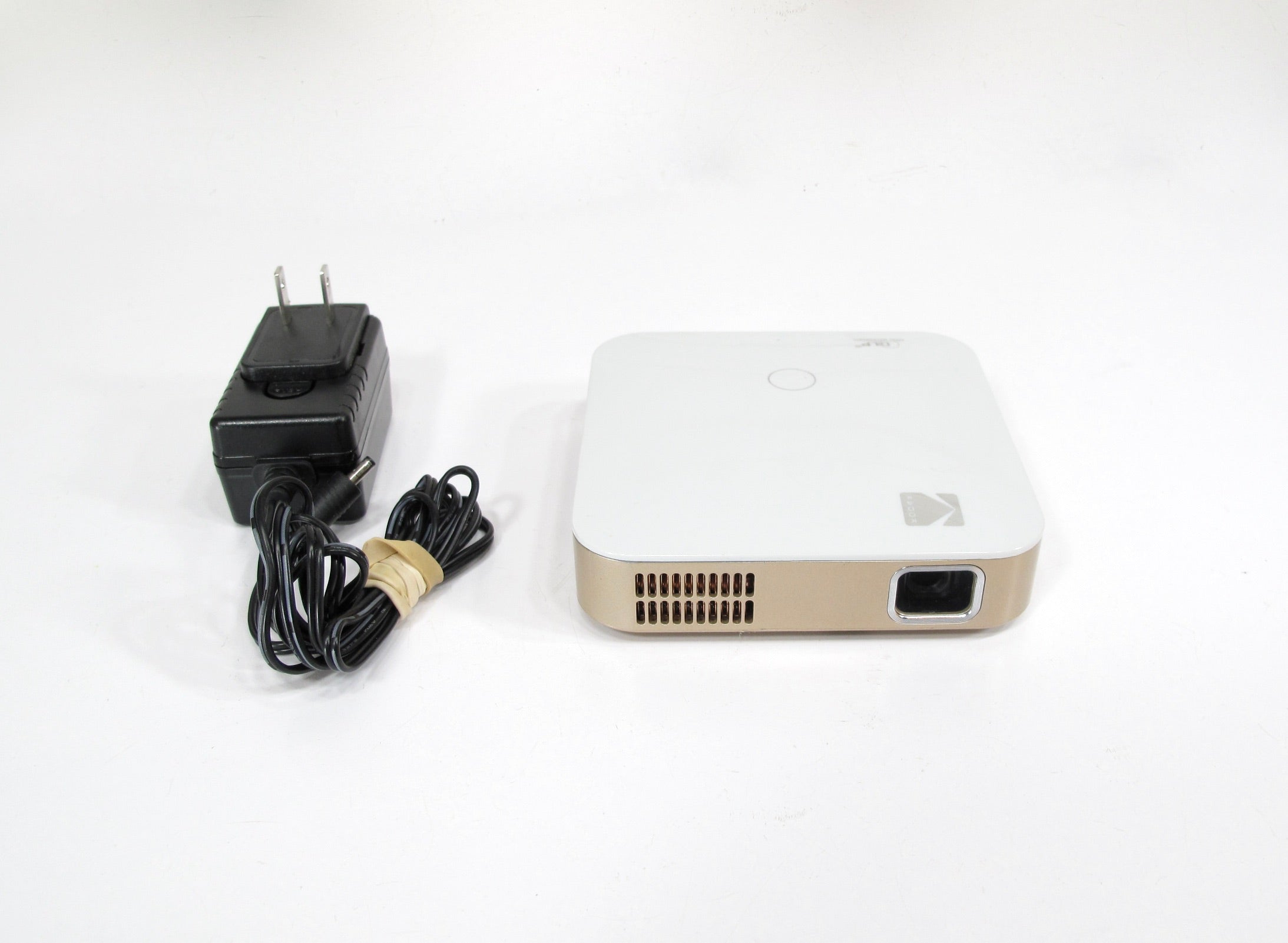 KODAK Luma 350 Portable Smart Projector w/ Luma App | Ultra HD Rechargeable