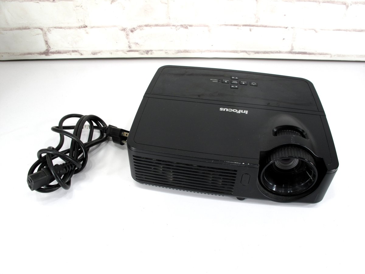 InFocus IN116 3D ready WXGA 2700 Lumens Portable 3000:1 DLP Projector
