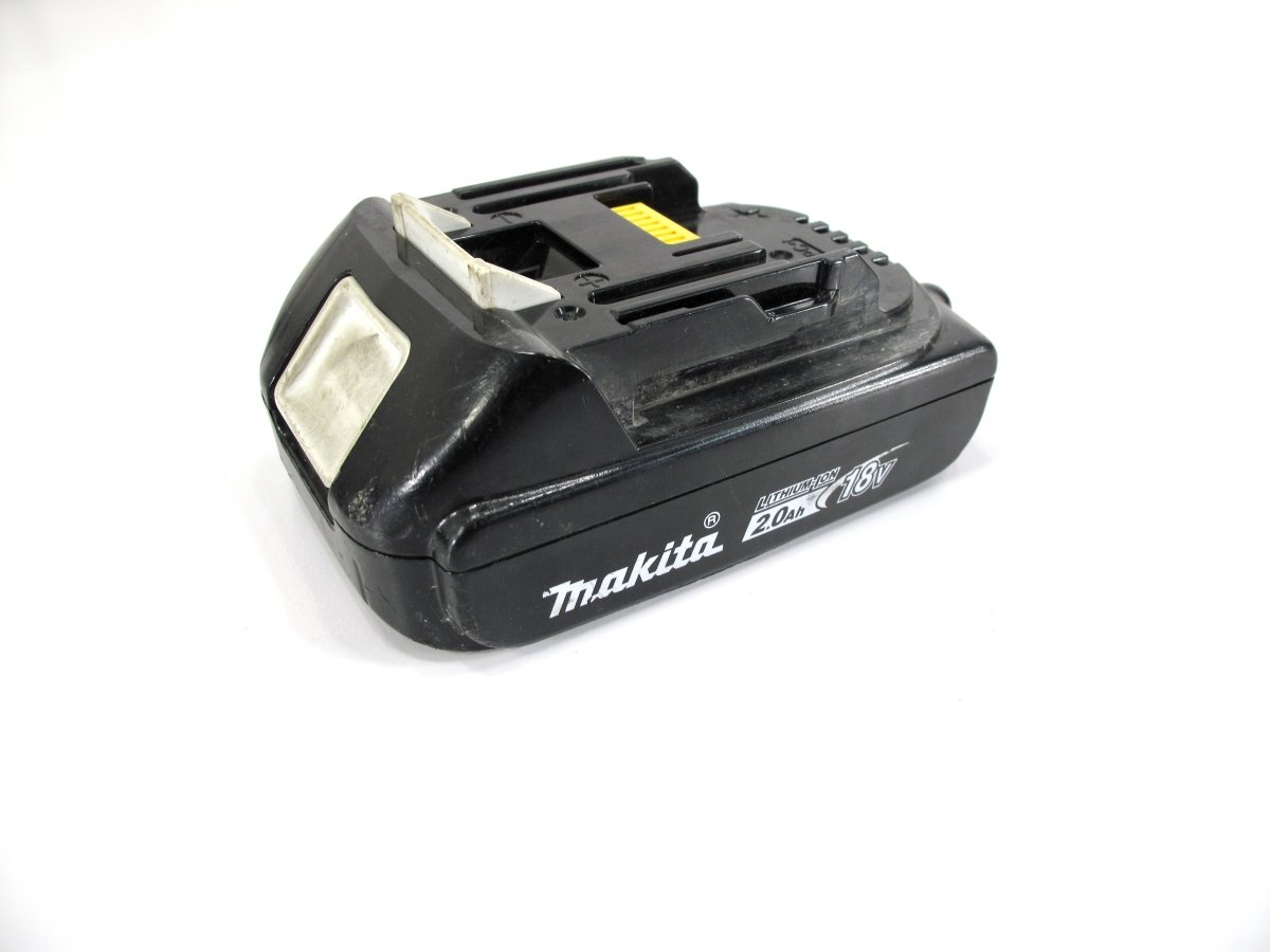 Makita BL1820B 18V LXT Lithium-Ion Compact 2.0Ah Power Tool Battery